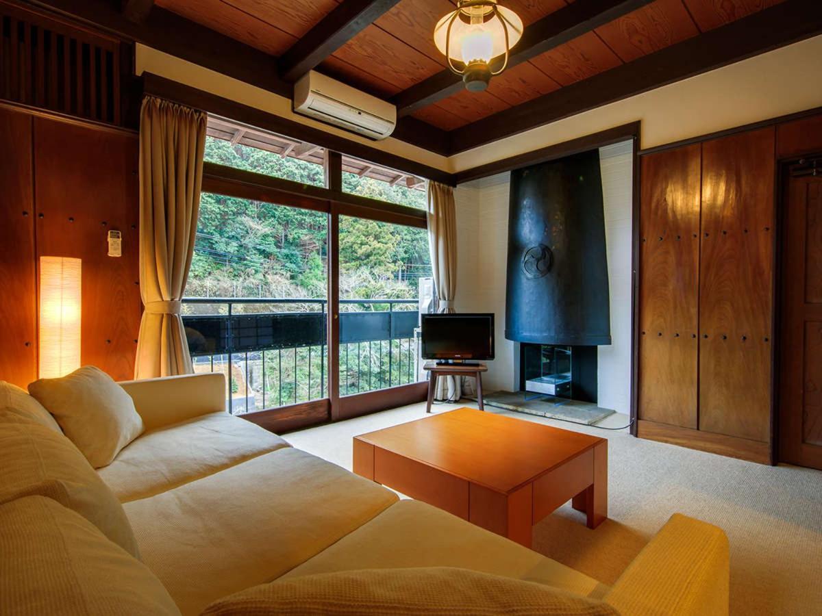 Shirakabeso Hotel Izu  Exterior photo